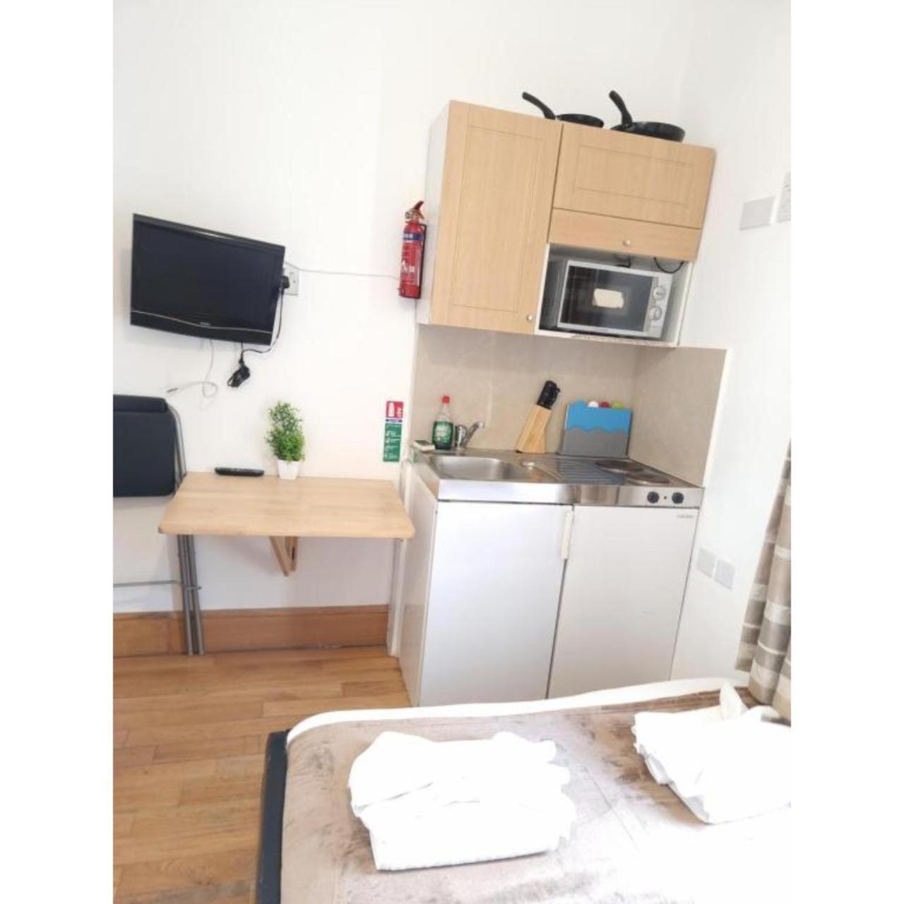 F204-Compact 2Nd Flr Studio Fits 2-Near Hyde Park London Ngoại thất bức ảnh